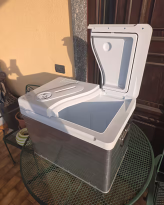 Frigorifero portatile Mobicool MQ40A