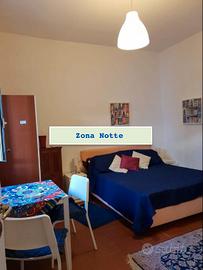 CIPRO MONOLOCALE ARREDATO Con BALCONE