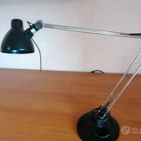Lampada da scrivania 