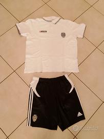 Calzoncini e polo Cesena calcio