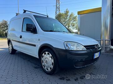 Opel Combo 1.3 diesel manuale consumi bassi