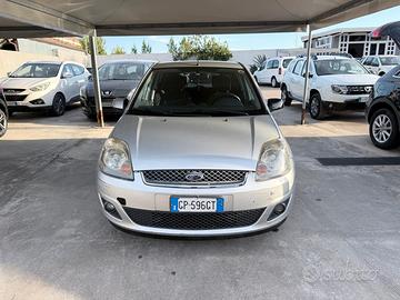 Ford Fiesta 1.4 TDCi 5p. Ghia