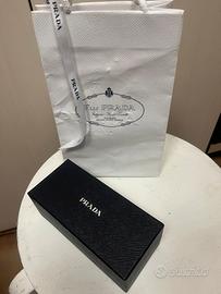 Sacchetto Prada + scatola e nastrino
