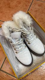 Scarpe Guess