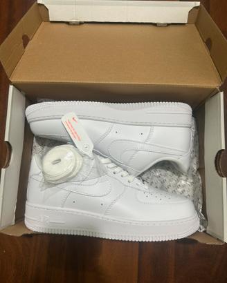 Nike air force 1 bianche taglia 43