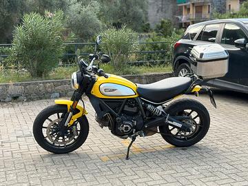 Ducati Scrambler Giallo Ducati – 2019 – 27.000 km
