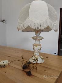 Lampada da tavolo