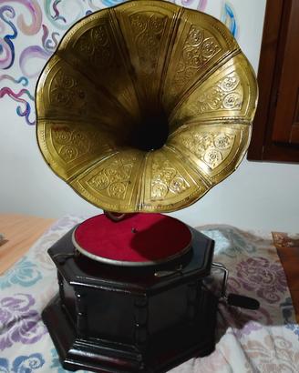 grammofono a tromba decorata funzionante anni 900