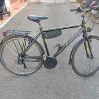 Bici urban trekking marca Klass