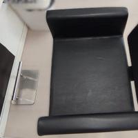 N.2 poltrone professionali parrucchiere