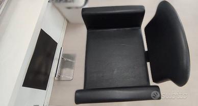 N.2 poltrone professionali parrucchiere