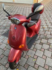 Piaggio Vespa 125 ET4 - 1998