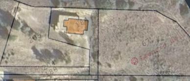 Terreno con fabbricato