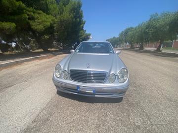 Mercedes E270 avantgarde