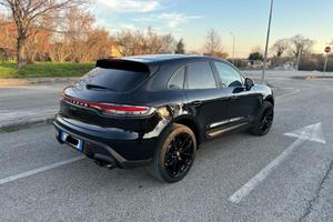 Porsche Macan 2.0 265cv - TETTO - SCARICO TASTO