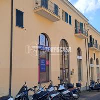 Piazza Fiume. Mansarda con posto auto