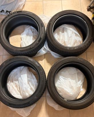 Pneumatici Nexen 245-45-19