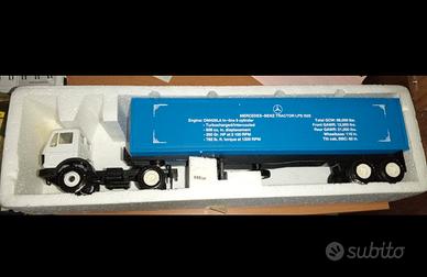 Mercedes-Benz Tractor LPS 1525 camion Conrad 1/50