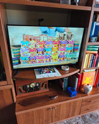TV Akai 40 pollici