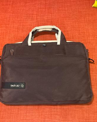 Borsa porta Ipad e altri accessori