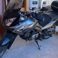 Suzuki V Strom DL 650 - 2008