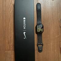 Apple Watch 4 40mm GPS + Cellular