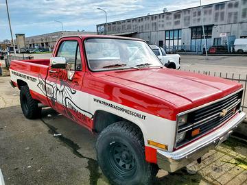 Chevrolet Silverado C10 square body diesel  1984
