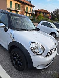 mini Countryman 2012