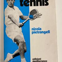 Libro sul tennis