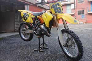 Suzuki RM 125 - 2001