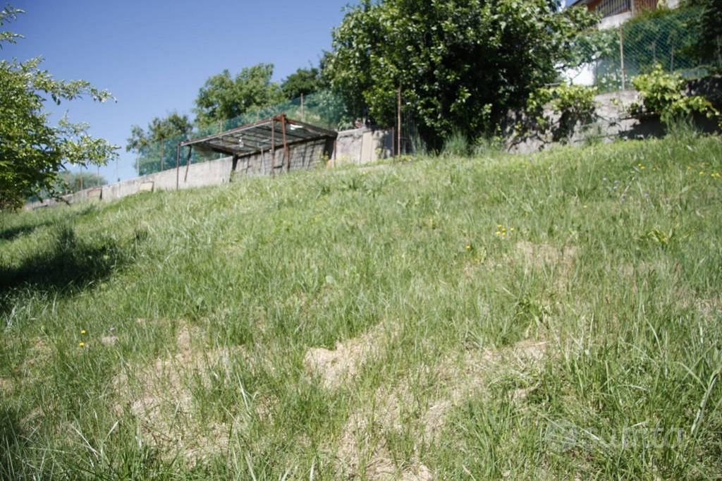 Terreno di 1000 m² a Montano Lucino - Vista 2