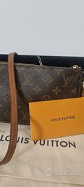 Pochette Louis Vuitton originale 