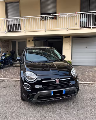 FIAT 500X nera 1.0 benzina consumi ridotti