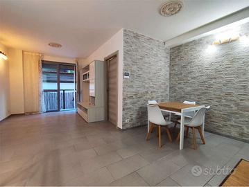 MM SONDRIO - TRILOCALE SU DUE LIVELLI