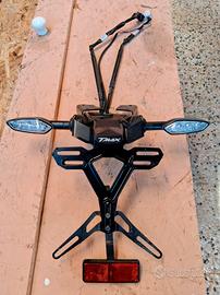 Portatarga Sportivo Originale Yamaha Tmax 560