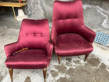 Coppia di poltrone vintage anni '50 in raso rosso