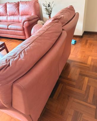 Set 2 divani 2 e 3 posti in pelle vintage