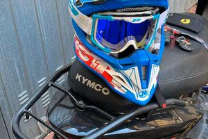 Casco cross con occhiali