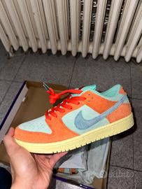 Nike SB Dunk Low Orange Emerald Rise
