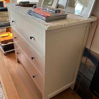 Cassettiera Ikea Hemnes