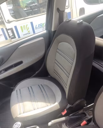 Sedile ant dx FIAT GRANDE PUNTO EVO del 2010