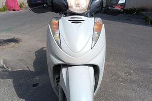 Scooter Sh 300
