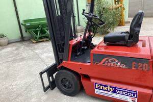 muletto. linde elettrico senza pile