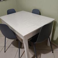 Tavolo da cucina allungabile+ 4 sedie
