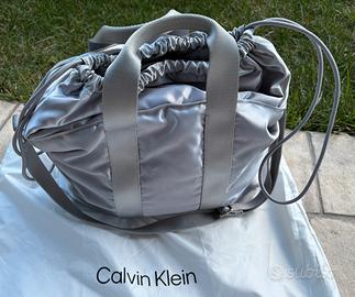Borsa Calvin Klein argento