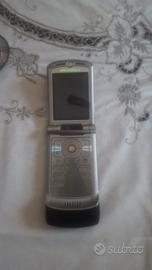 Telefono MOTOROLA RAZR V3 Black Vintage (2004)