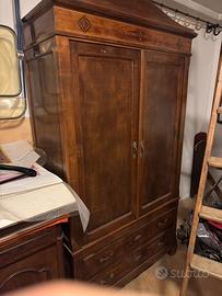 Armadio in legno