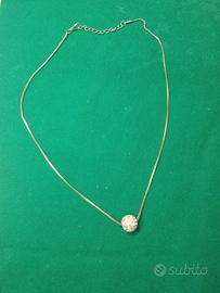 Collana con sfera di diamantini 