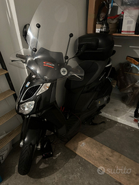 Aprilia Sport city 200