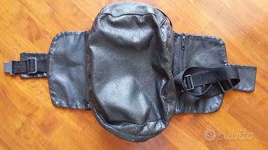 Accessori in pelle per moto
